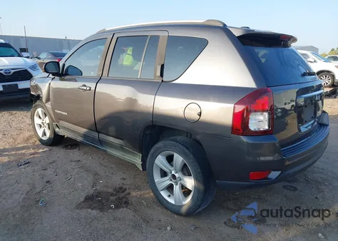 2016 Jeep Compass Sport z USA, uszkodzony, nr VIN 1C4NJCBA8GD792038